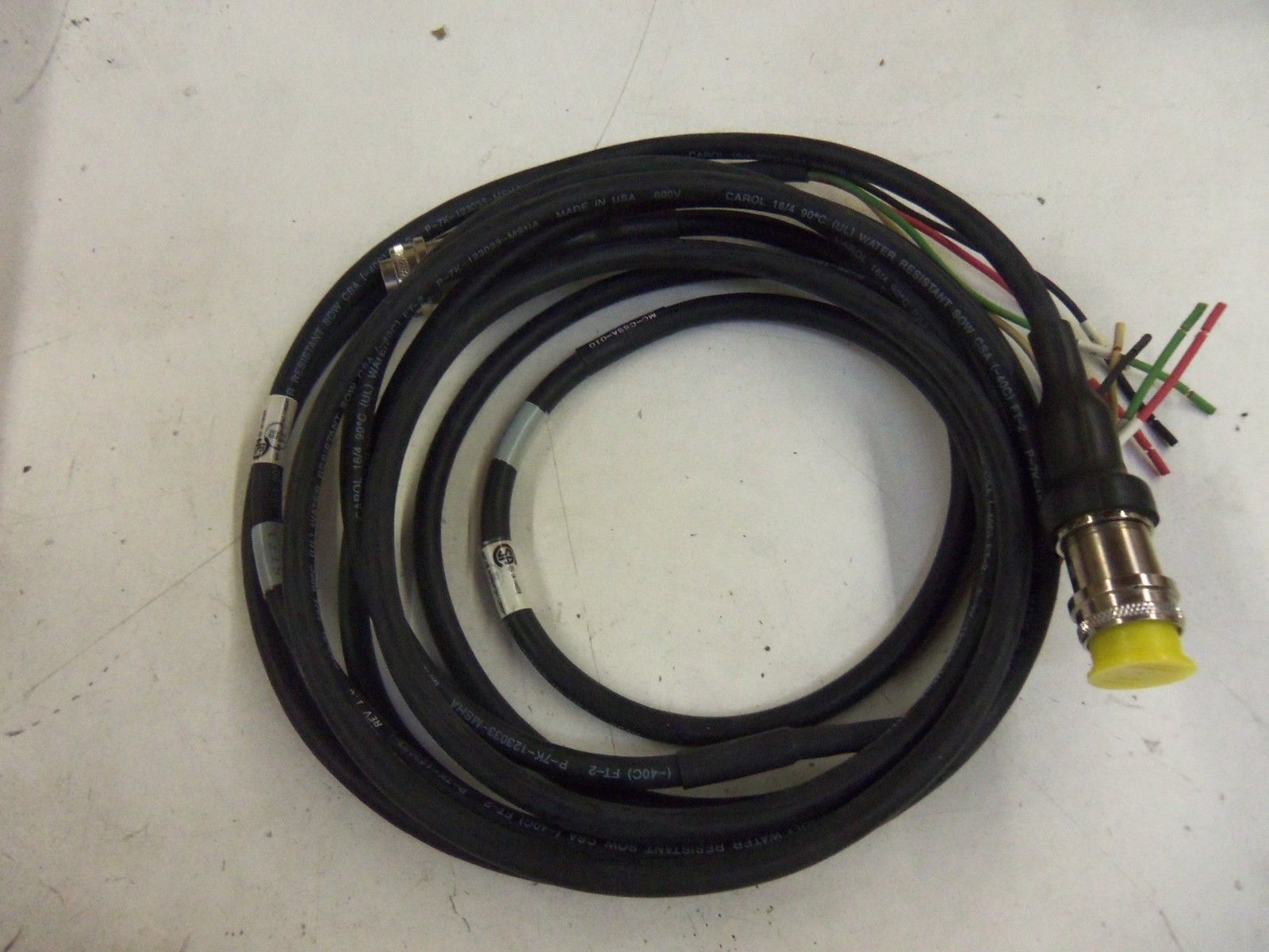 SCHNEIDER AUTOMATION MODICON MC-CSSA-010 CABLE *NEW IN BOX*