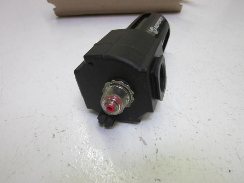 LOT OF 2 NORGREN L74M-6AP-QPN LUBRICATOR 3/4" *NEW IN BOX*