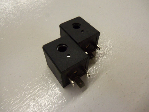 LOT OF 2 NORGREN V10633-A13 24V *USED*