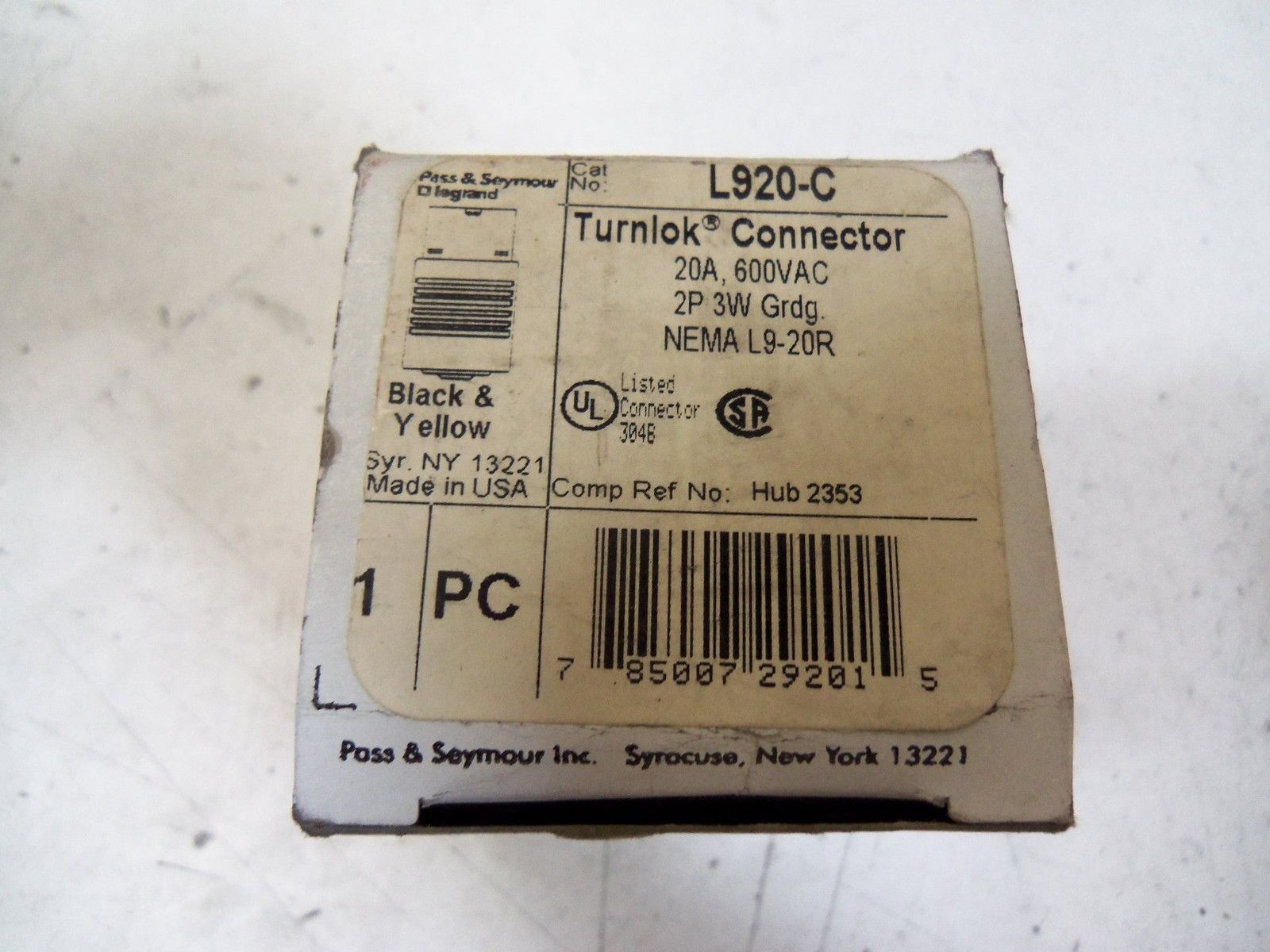 LOT OF 2 PASS & SEYMOUR LEGRAND TURNLOK CONNECTOR L920-C *NEW IN BOX*