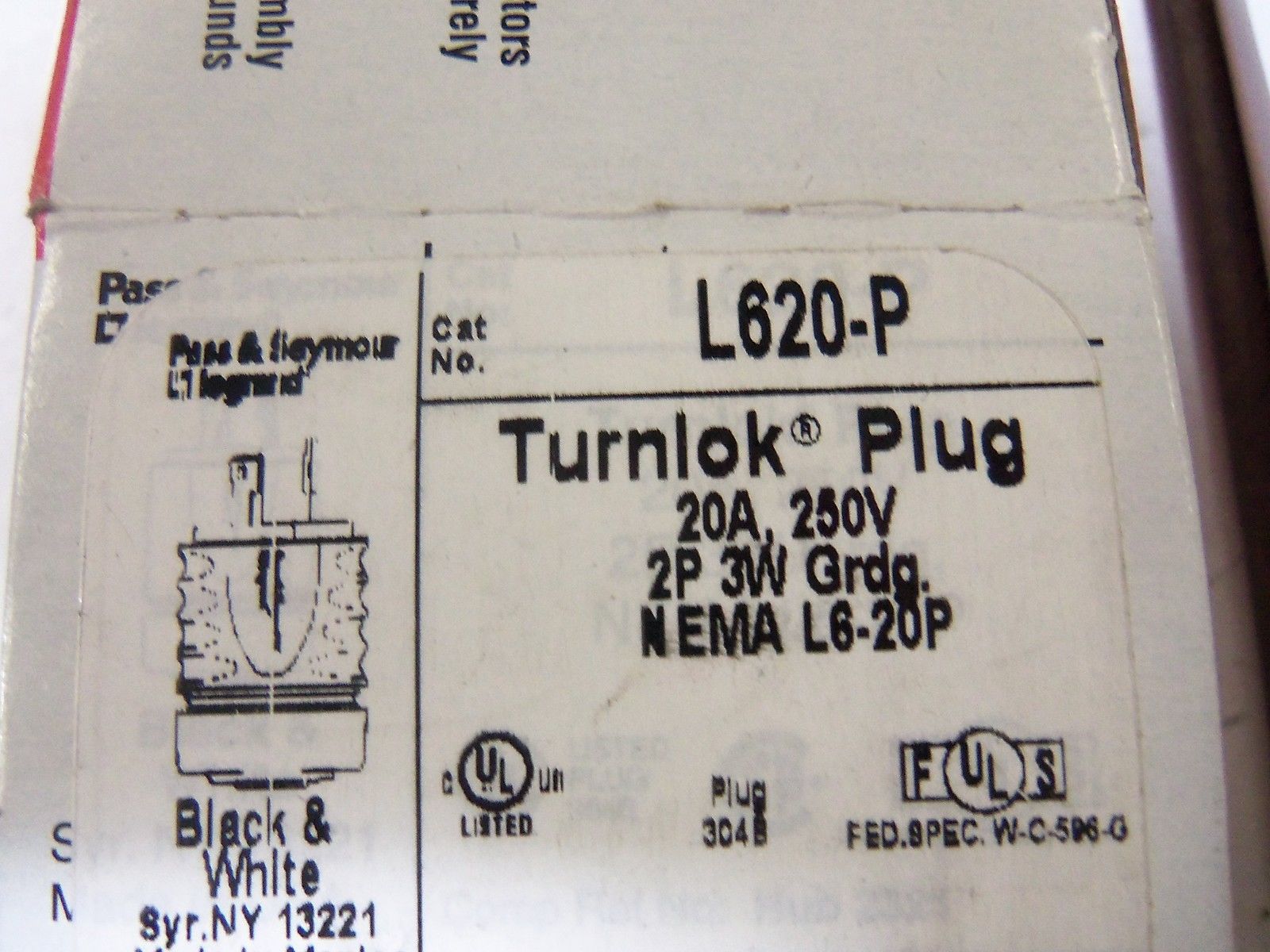 LOT OF 2 PASS & SEYMOUR L620-P *NEW IN BOX*
