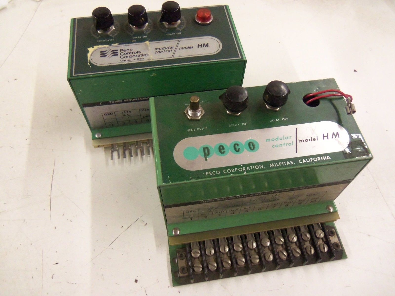 LOT OF 2 PECO MODULAR CONTROL HM *USED*