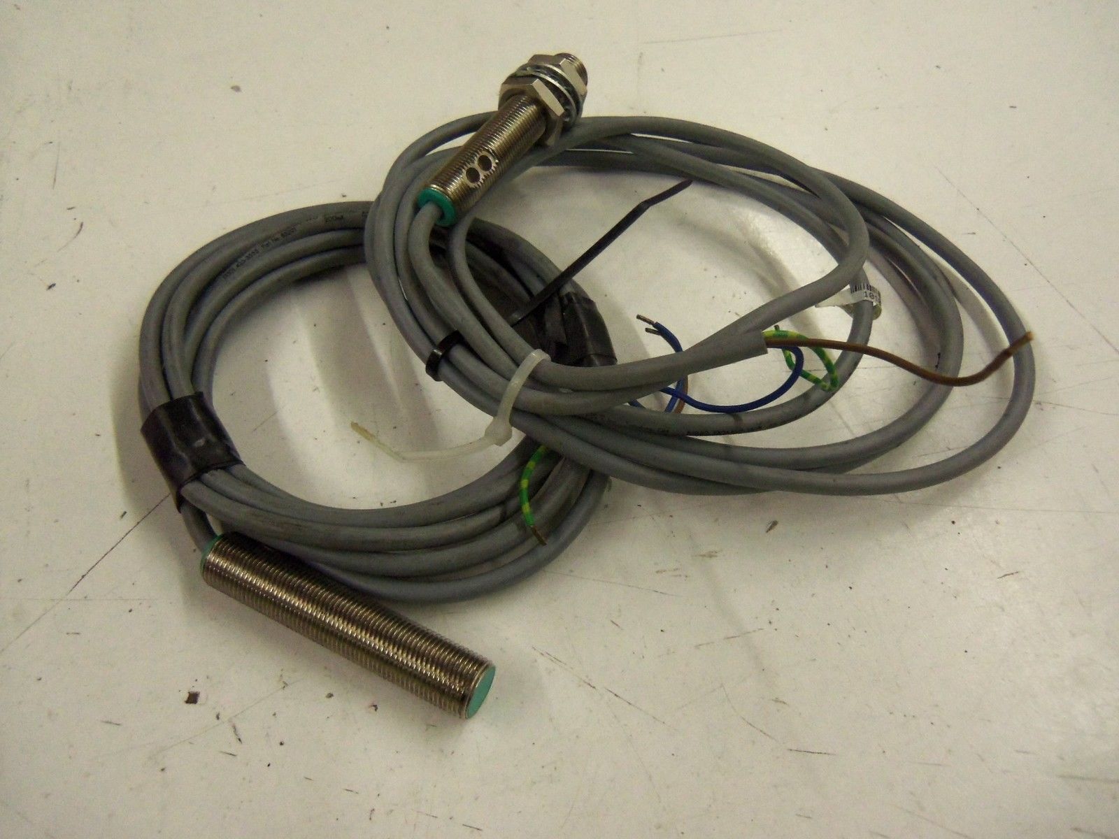 LOT OF 2 PEPPERL+FUCHS NBB2-12GM60-WO *USED*