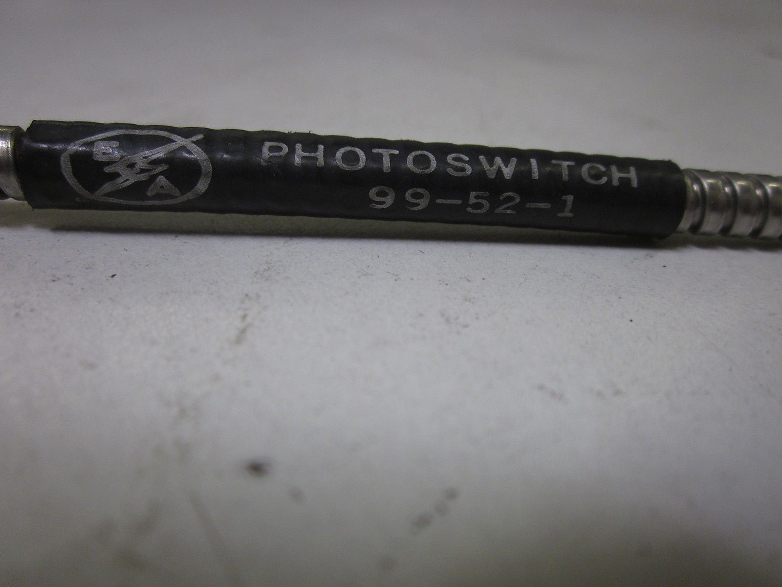 LOT OF 2 PHOTOSWITCH 99-52-1 *USED*