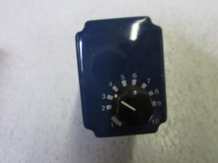 LOT OF 2 R-K ELECTRONICS CFB-115A-2-10S 115V TIMER RELAY *USED*