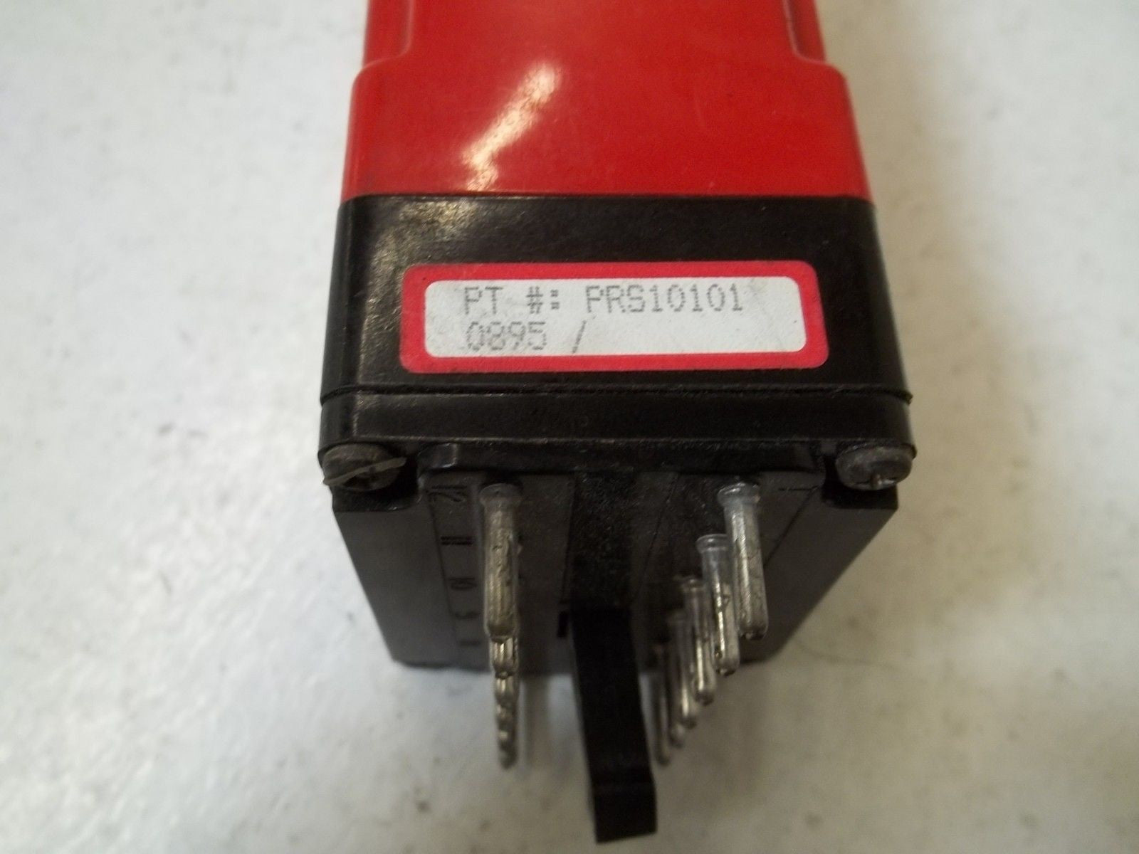 RED LION CONTROLS PRS10101 PLUG-IN SPEED SWITCH RELAY *USED*