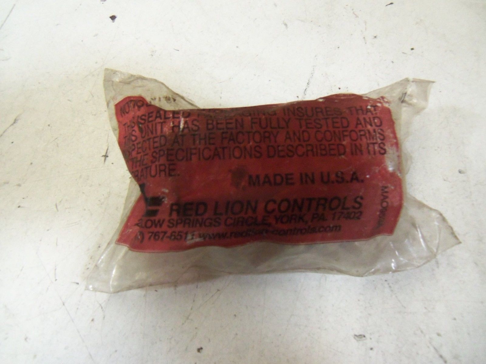 LOT OF 2 RED LION CONTROLS DT500000 *NEW IN FACTORY BAG*