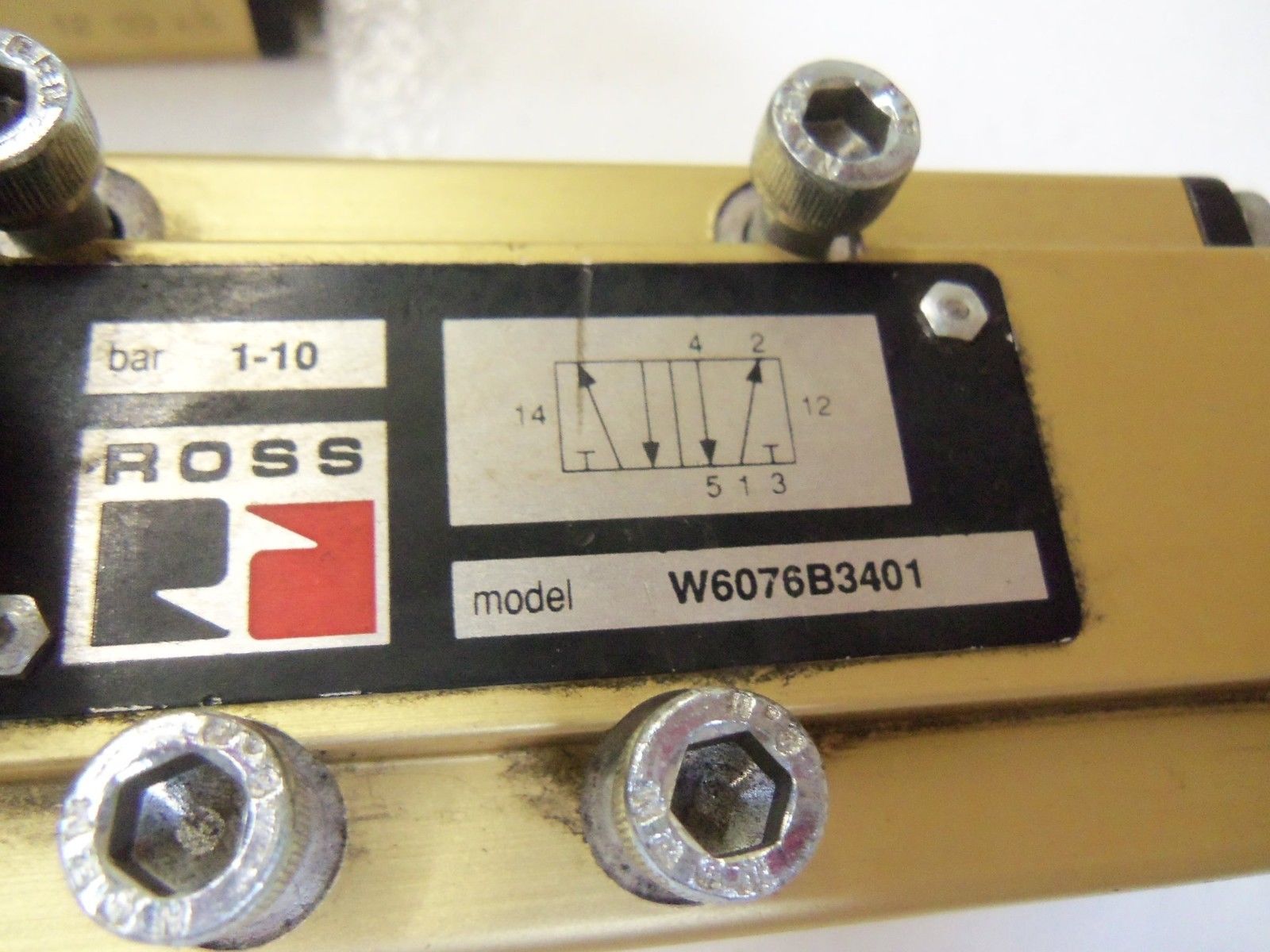 LOT OF 2 ROSS W6076B3401 *AS IS*