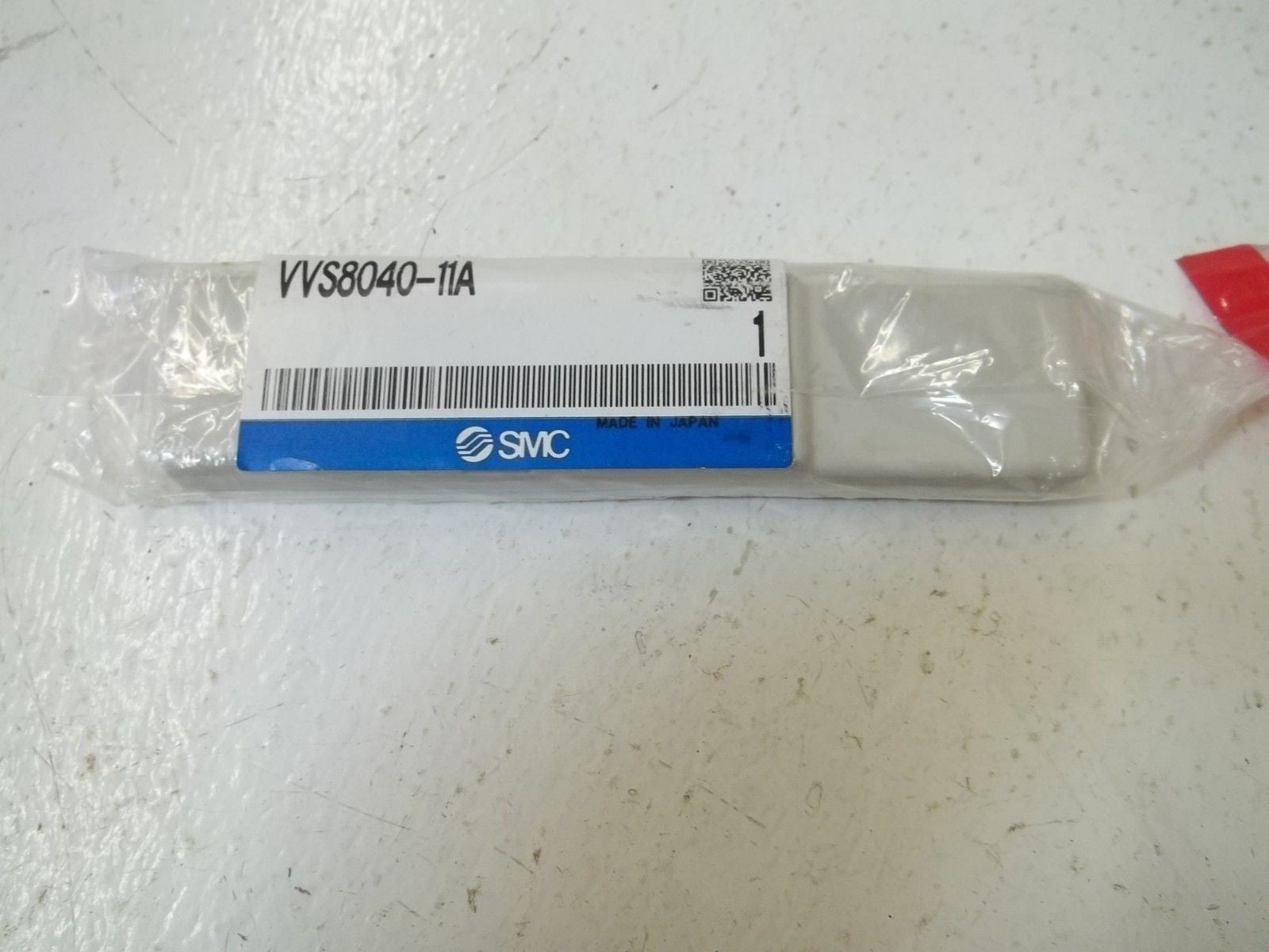 LOT OF  2 SMC VVS8040-11A *NEW NO BOX*