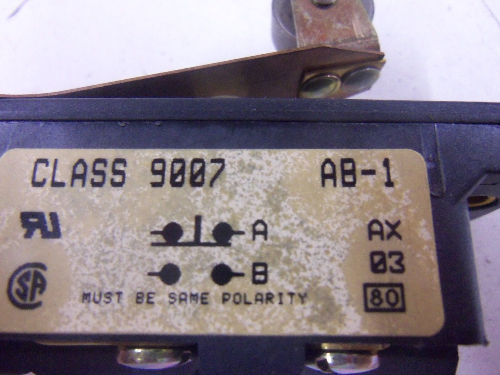 LOT OF 2 SQUARE D 9007-AB-1 SNAP SWITCH *NEW NO BOX*