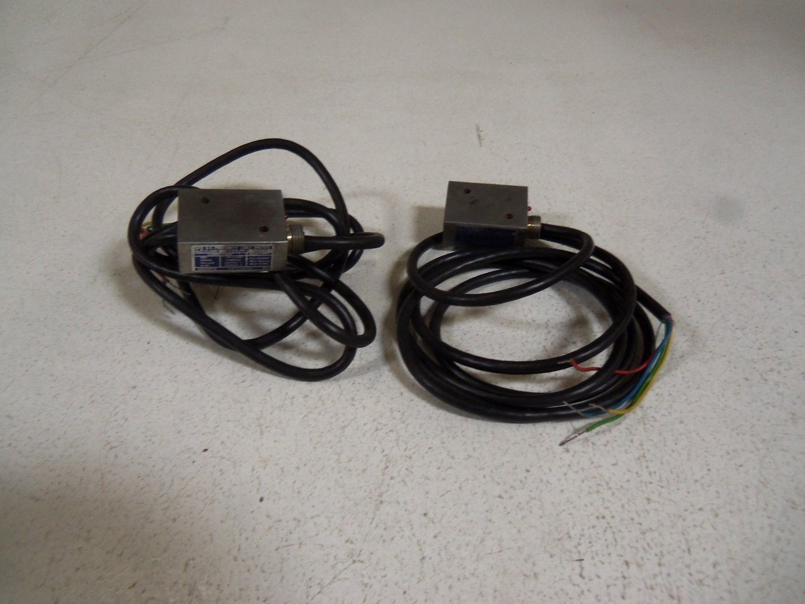 LOT OF 2 SQUARE D PROXIMITY LIMIT SWITCH 9007-PS-3 SERIES A *USED*