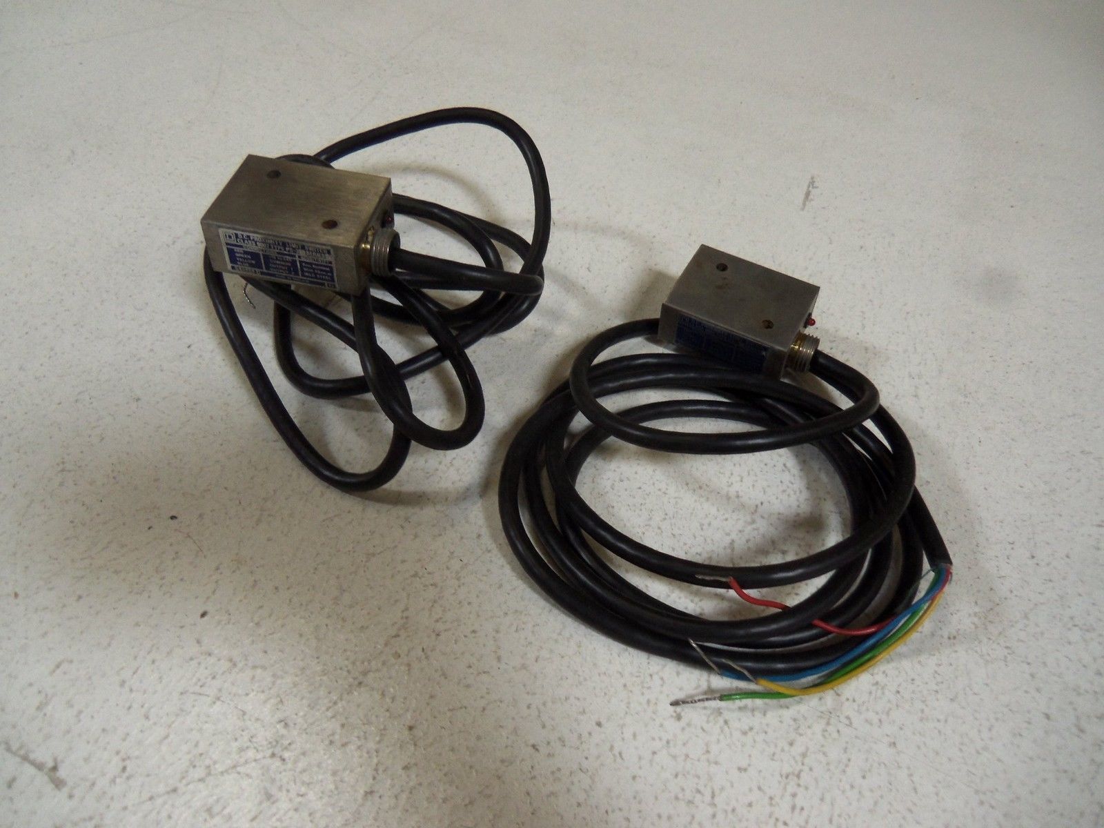 LOT OF 2 SQUARE D PROXIMITY LIMIT SWITCH 9007-PS-3 SERIES A *USED*
