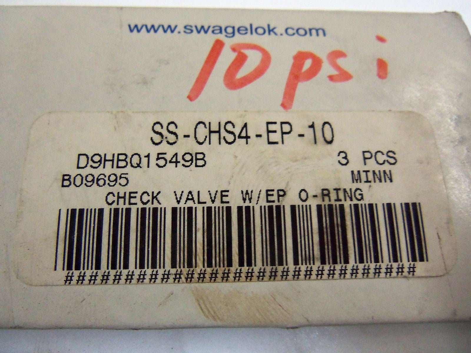 LOT OF 2 SWAGELOK SS-CHS4-EP-10 VALVE *NEW IN BOX*