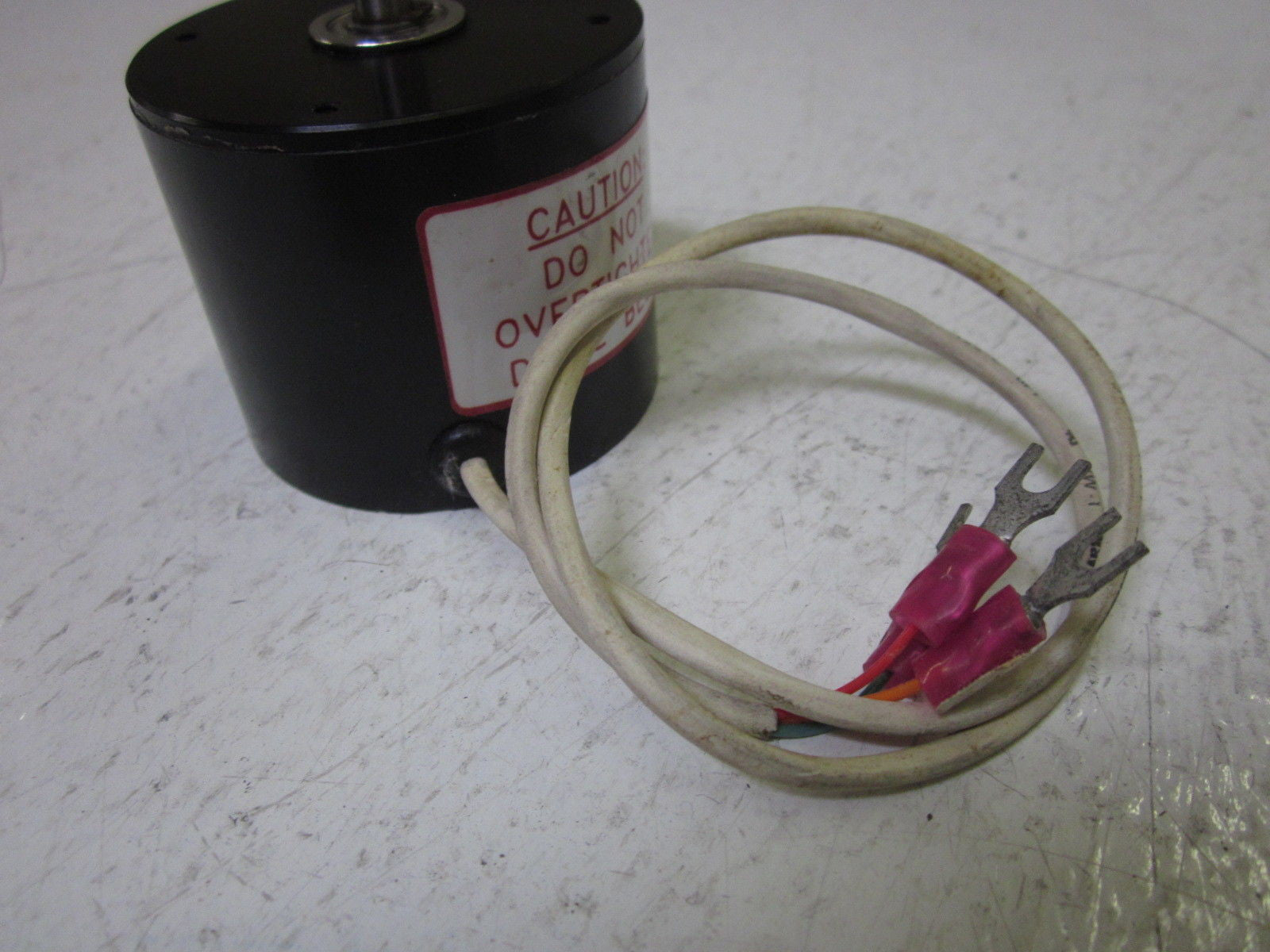 LOT OF 2 VERNITRON 23-1000-A-15-ILI-1713 *USED*