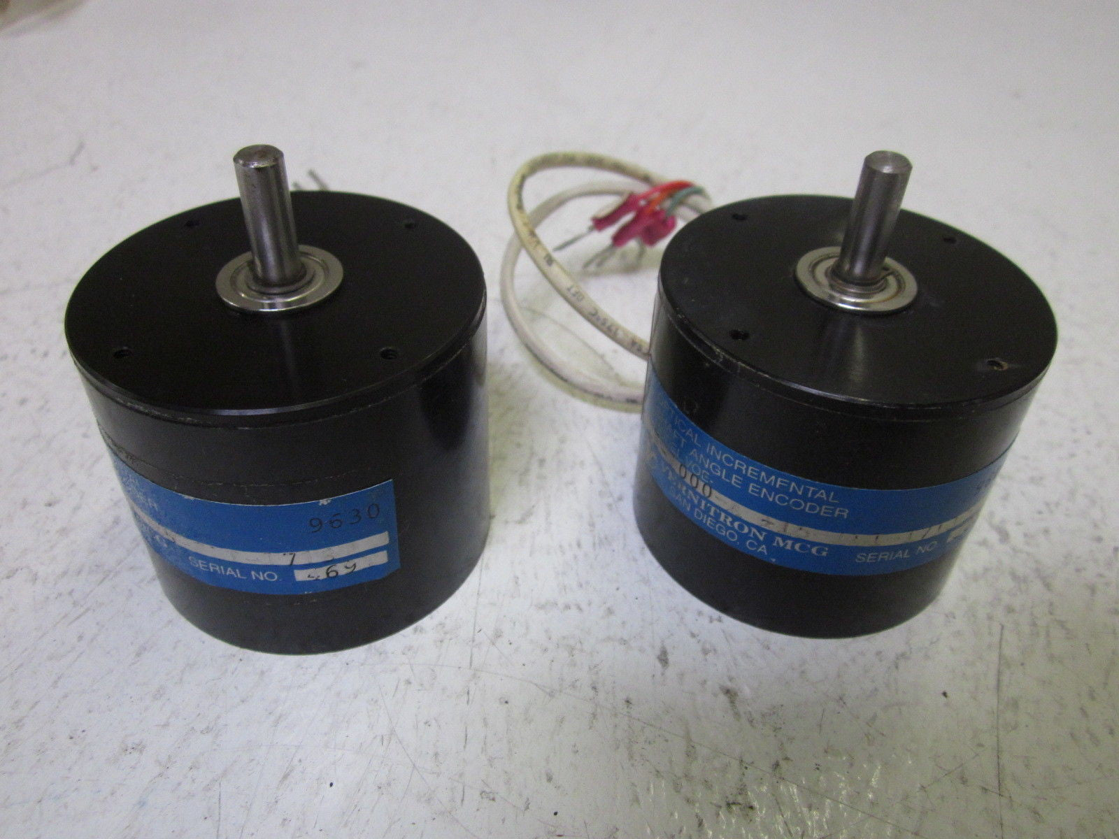 LOT OF 2 VERNITRON 23-1000-A-15-ILI-1713 *USED*