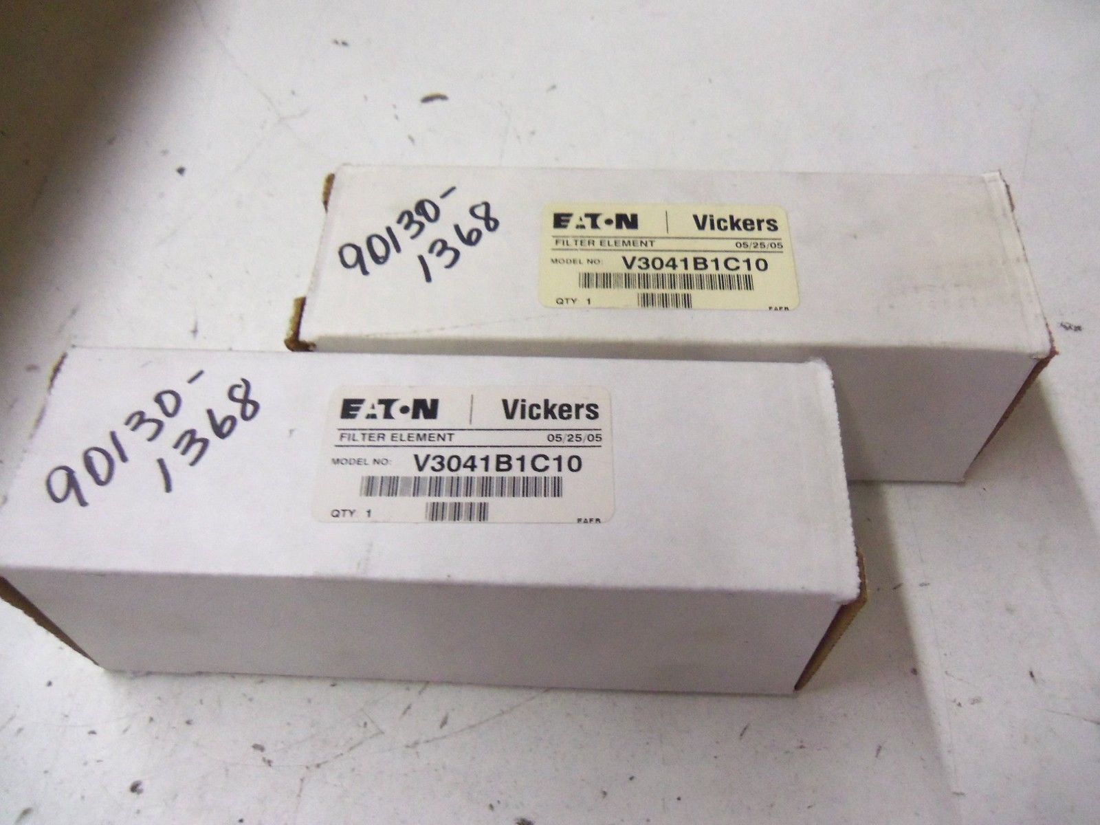 VICKERS V3041B1C10 *NEW IN BOX*