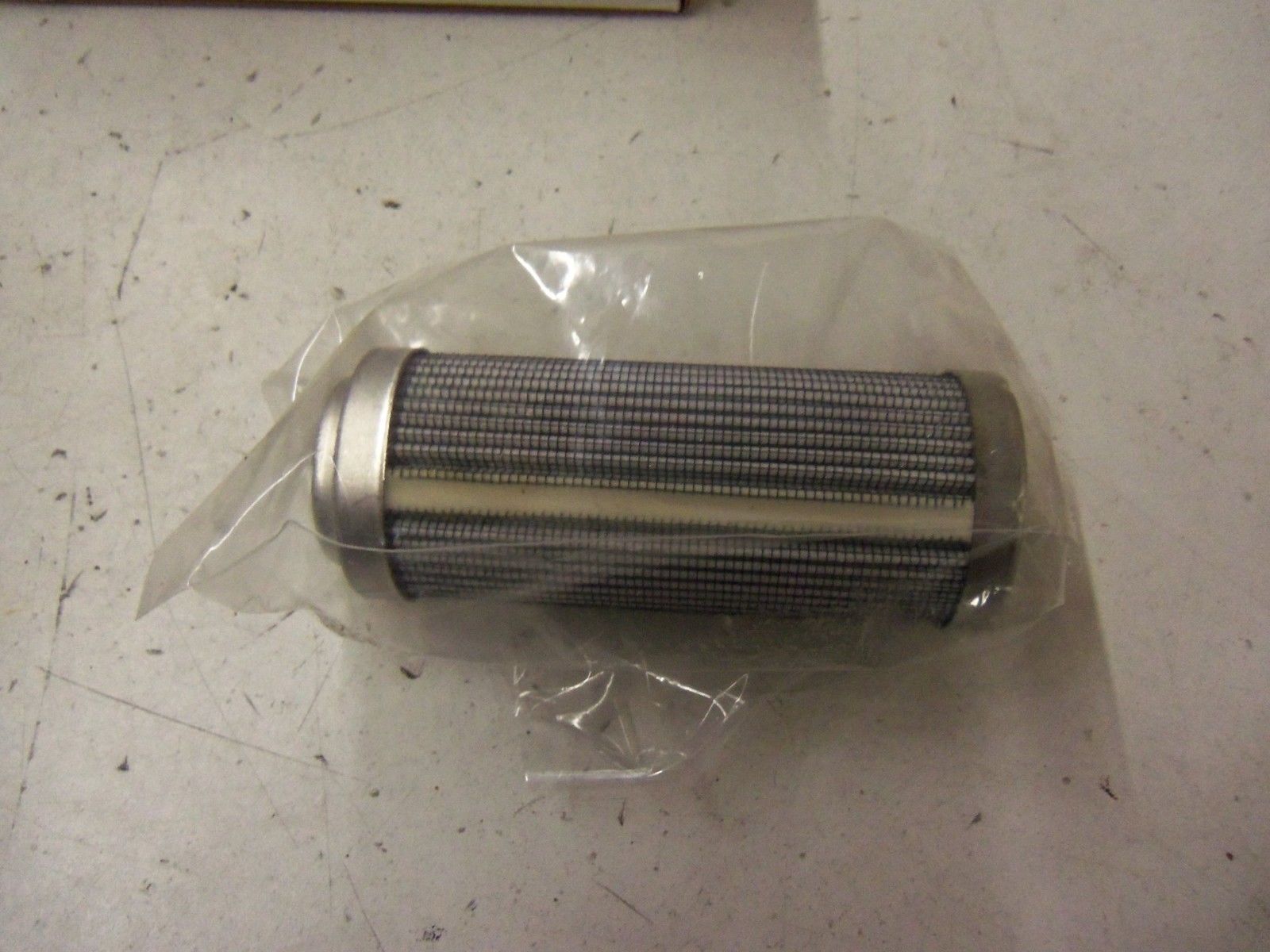 VICKERS V3041B1C10 *NEW IN BOX*
