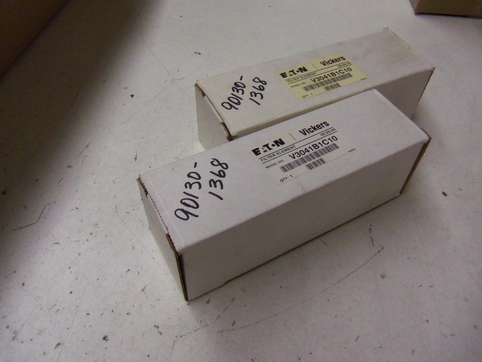 VICKERS V3041B1C10 *NEW IN BOX*