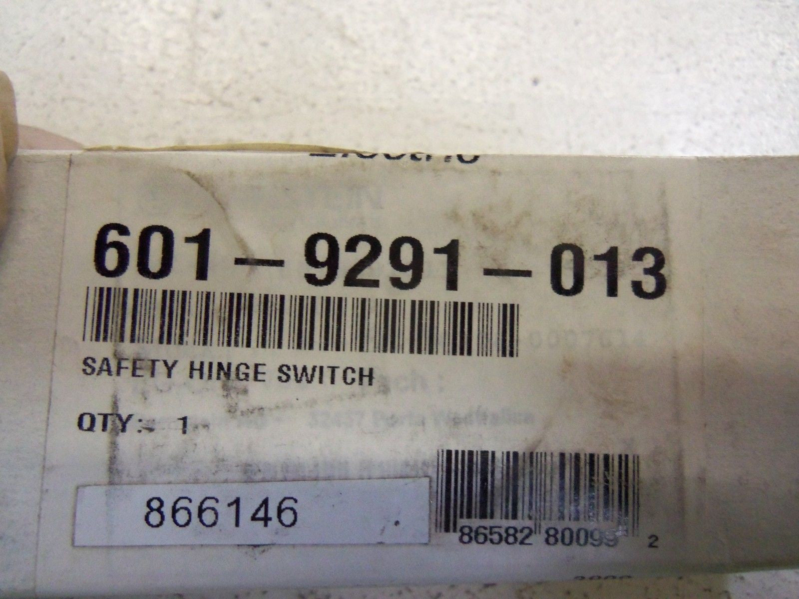 LOT OF 2 WARNER ELECTRIC SAFETY HINGE SWITCH 601-9291-013 *NEW IN BOX*