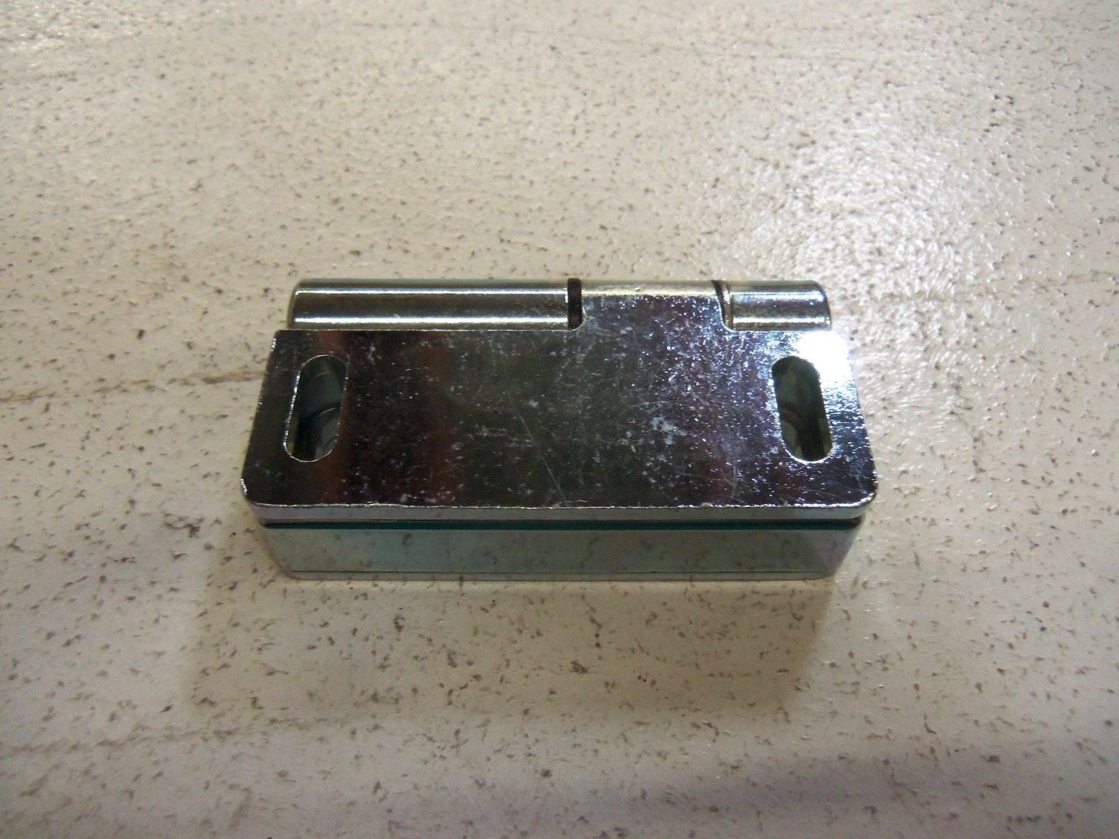 LOT OF 2 WARNER ELECTRIC SAFETY HINGE SWITCH 601-9291-013 *NEW IN BOX*