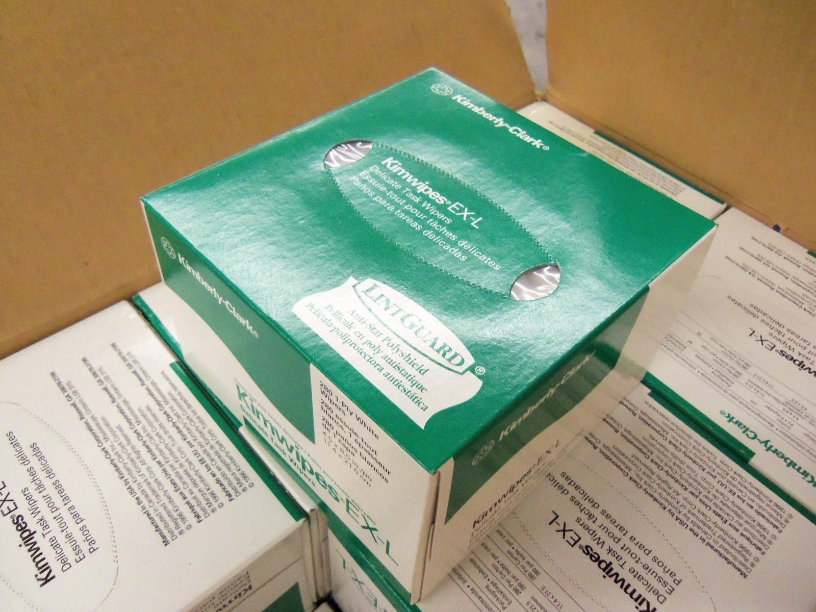 LOT OF 30 KIMBERLY-CLARK 5FV82 *NEW IN BOX*