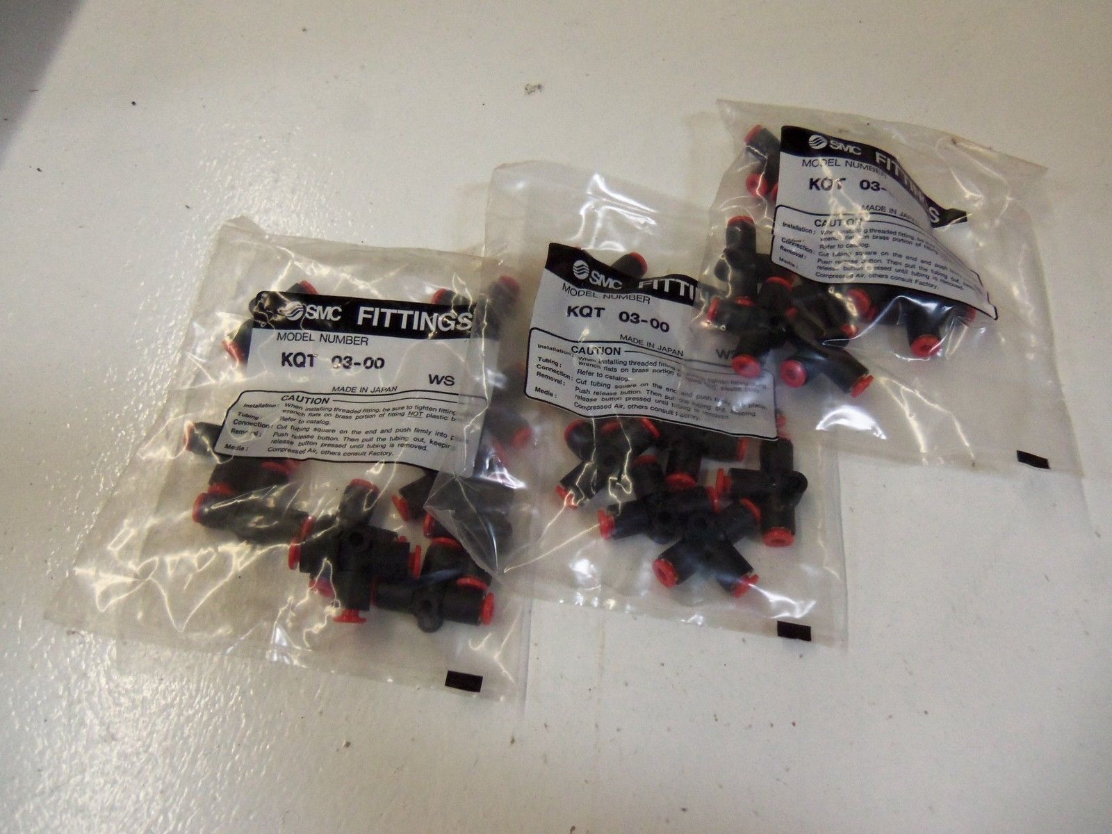 LOT OF 30 SMC KQT03-00 *NEW IN FACTORY BAG*