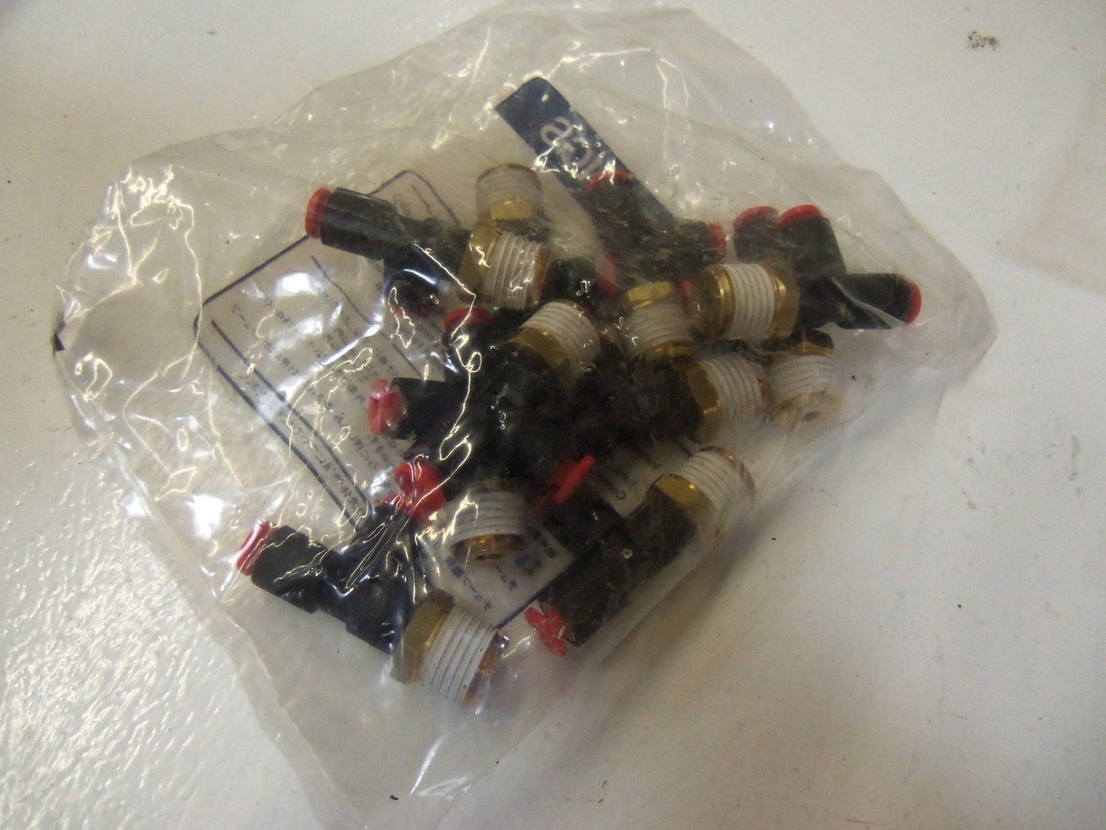 LOT OF 30 SMC KQY03-35S *NEW IN BOX*