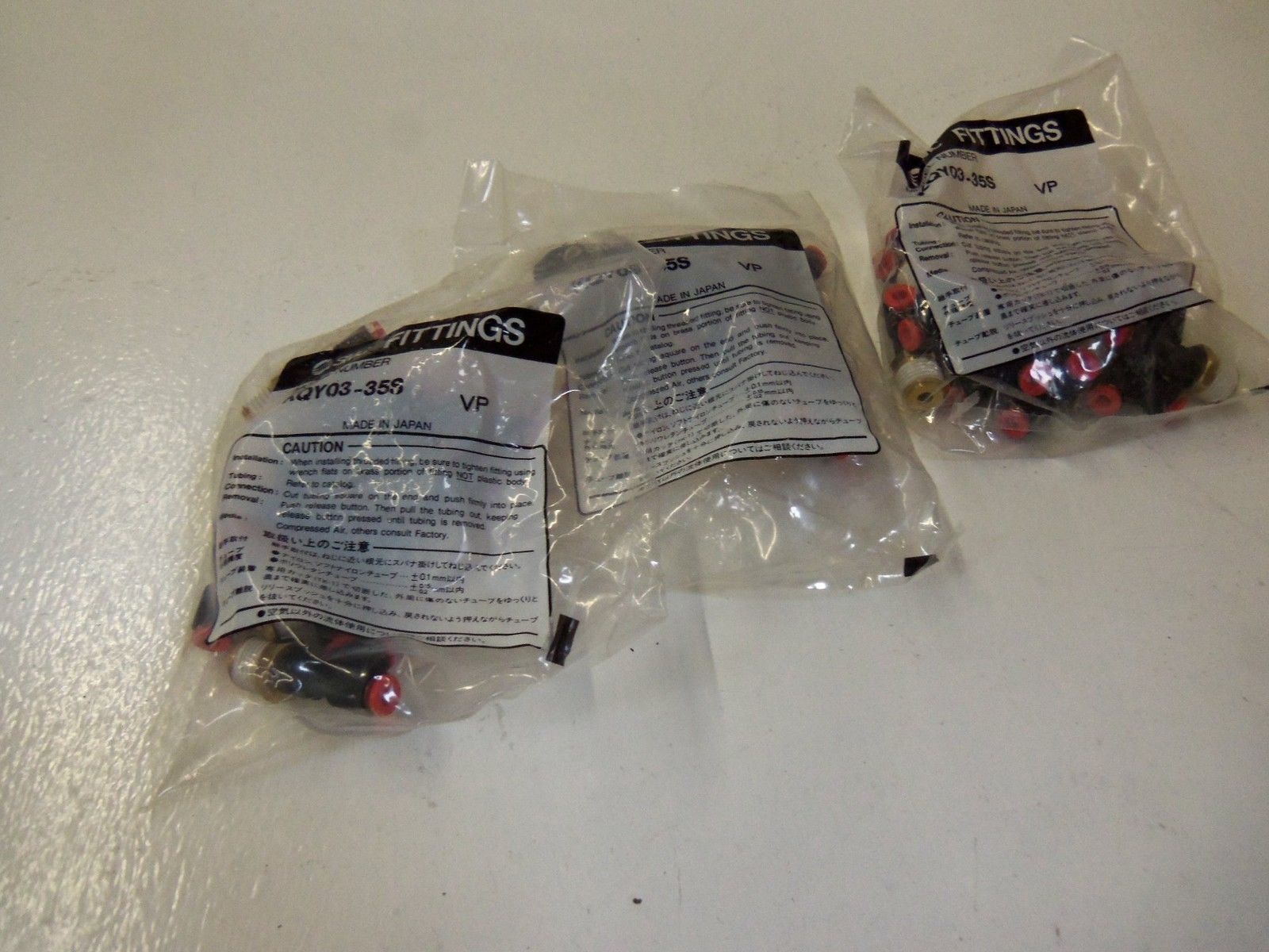 LOT OF 30 SMC KQY03-35S *NEW IN BOX*