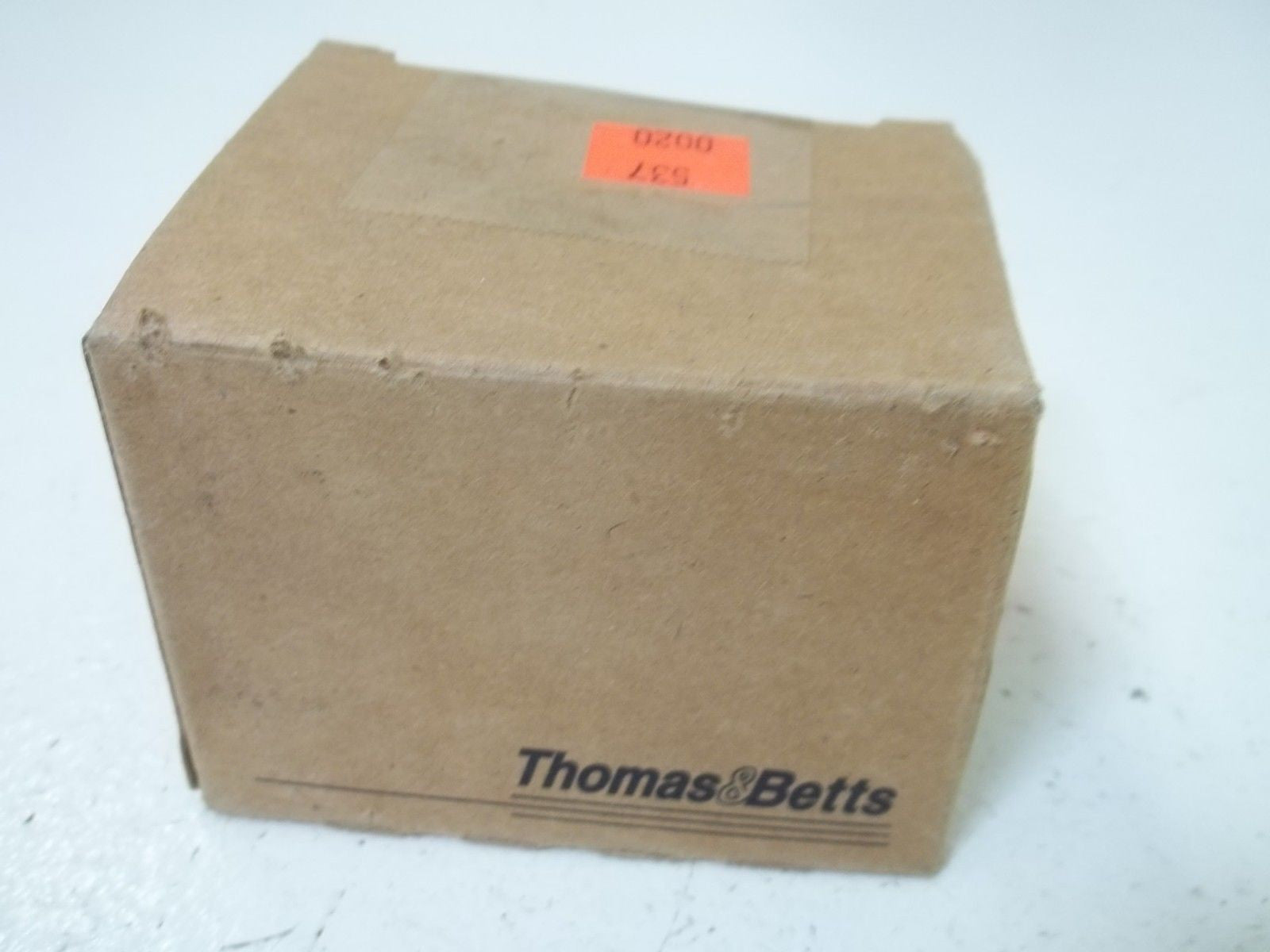 LOT OF 30 THOMAS & BETTS 54145-TB 1-HOLE COPPER PLUG SHORT  BARREL*NEW IN BOX*