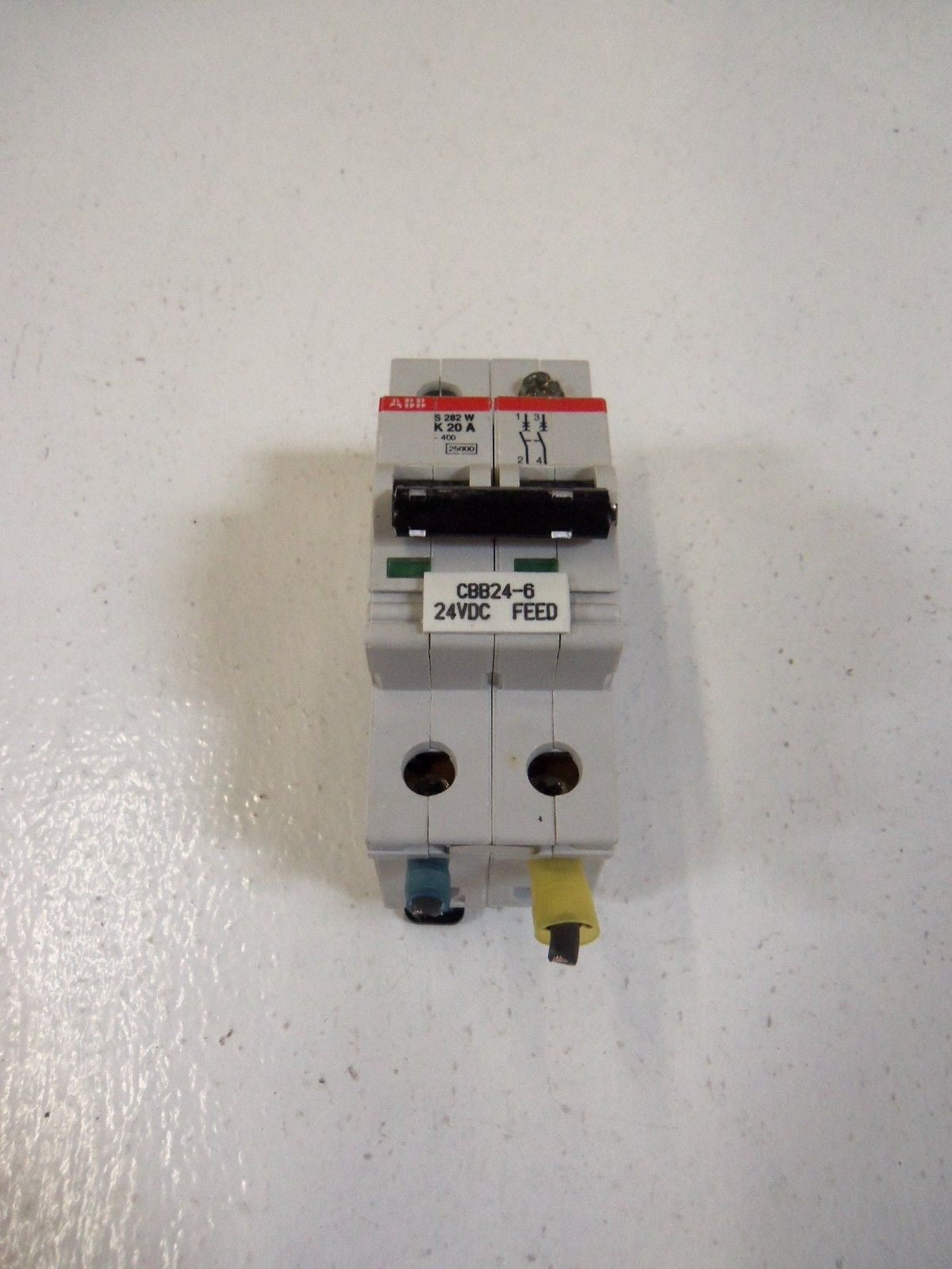 LOT OF 32 ABB  S282WK20A *USED*