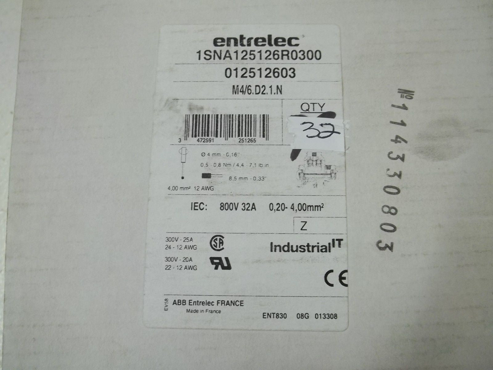 LOT OF 32 ENTRELEC 1SNA25126R0300 TERMINAL BLOCK *NEW IN  A BOX*