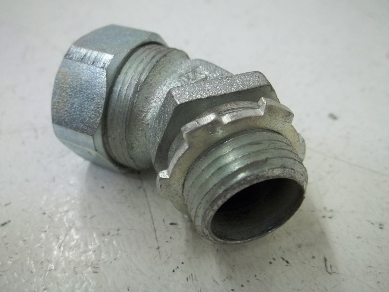 LOT OF 34 APPLETON ST-4550 1/2" MALL IRON ST 45 DEG. CONN. *NEW IN  A BOX*