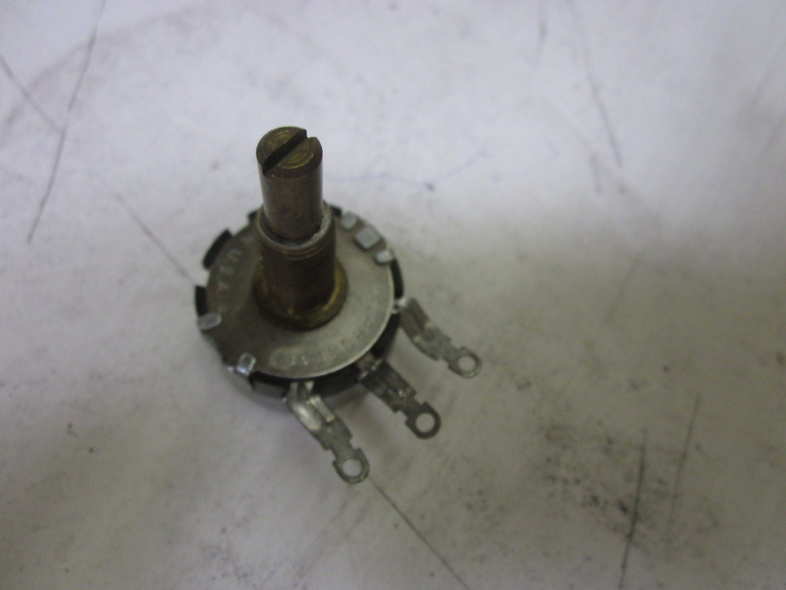 LOT OF 3 CLAROSTAT 9729490J10 POTENTIOMETER *USED*