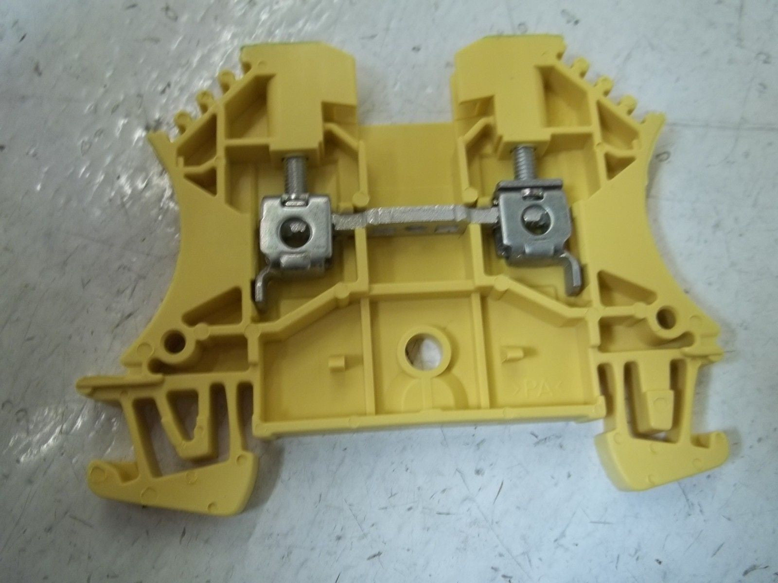 LOT OF 39 WEIDMULLER WDU2.5GE/GN TERMINAL BLOCK (YELLOW)*NEW IN BOX*