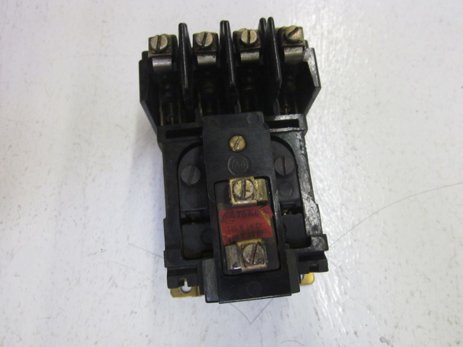 LOT OF 3 ALLEN BRADLEY 700-BR400A1 SER.A 120V *USED*