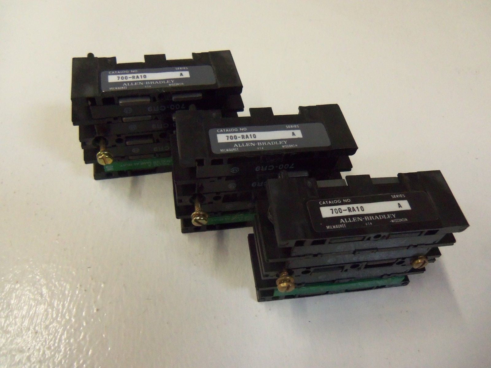 LOT OF 3 ALLEN BRADLEY 700-RA10 SERIES A *USED*