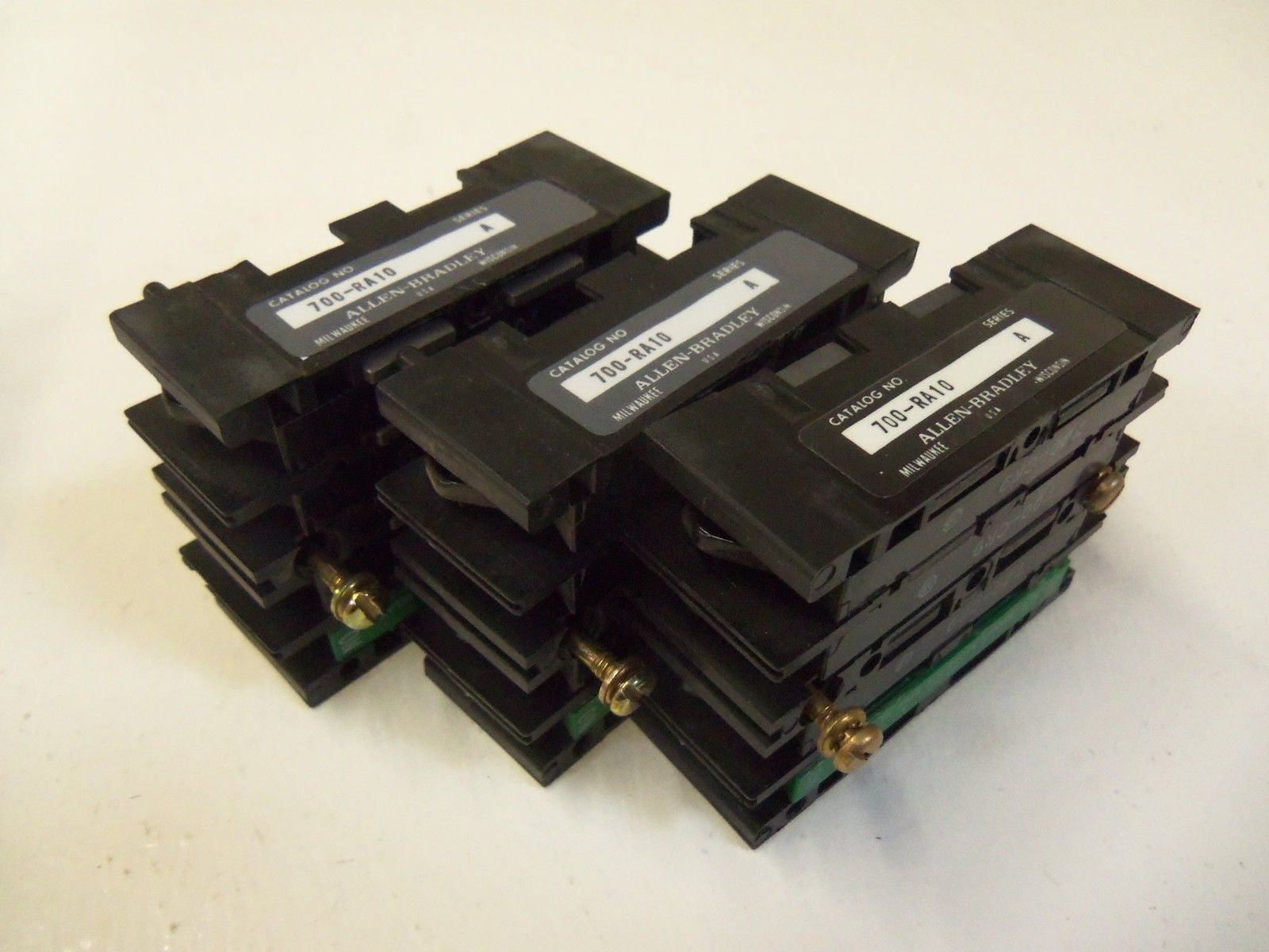 LOT OF 3 ALLEN BRADLEY 700-RA10 SERIES A *USED*