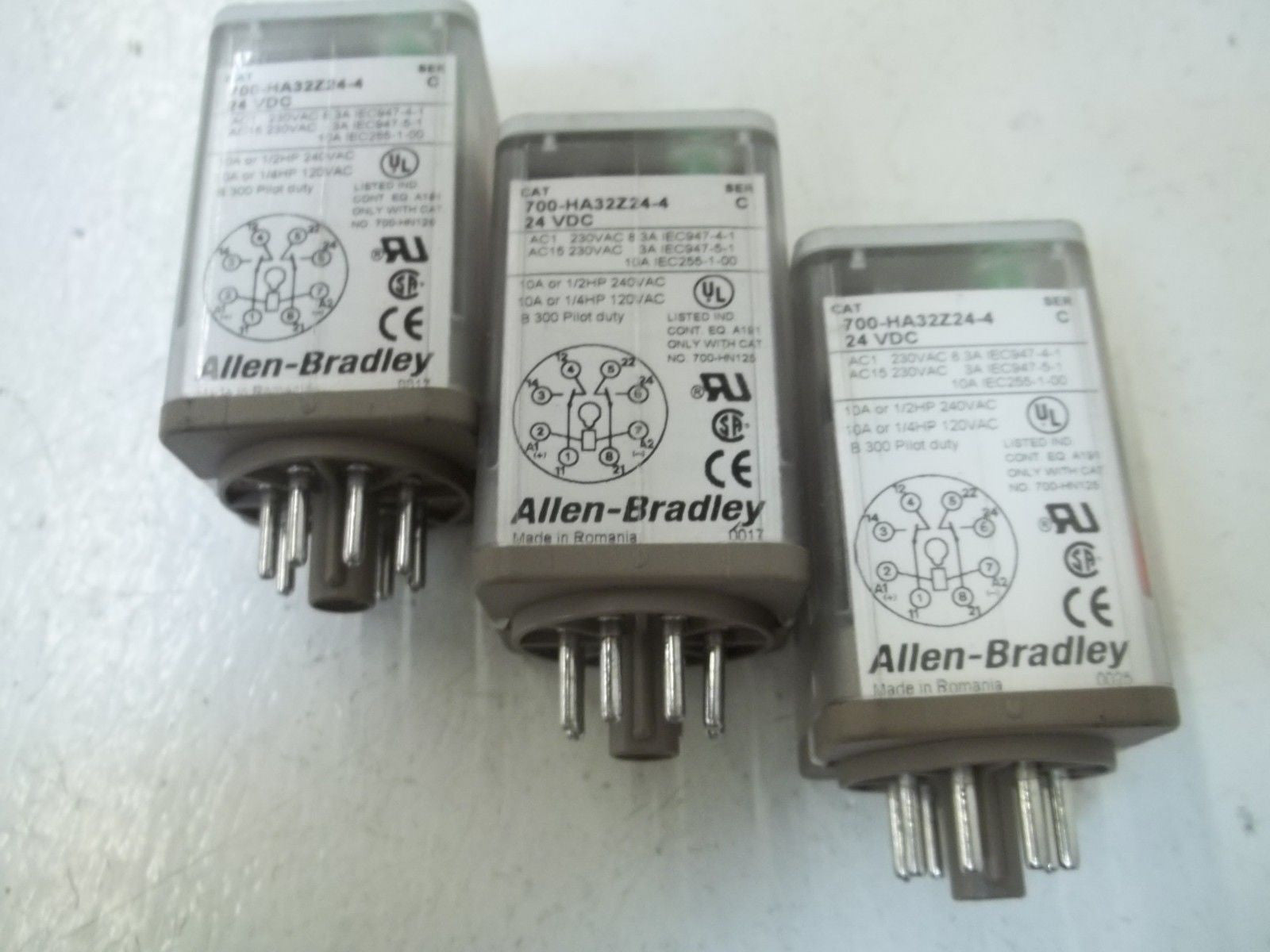 ALLEN BRADLEY 700-HA32Z24-4 SER. C RELAY 24VDC *USED*