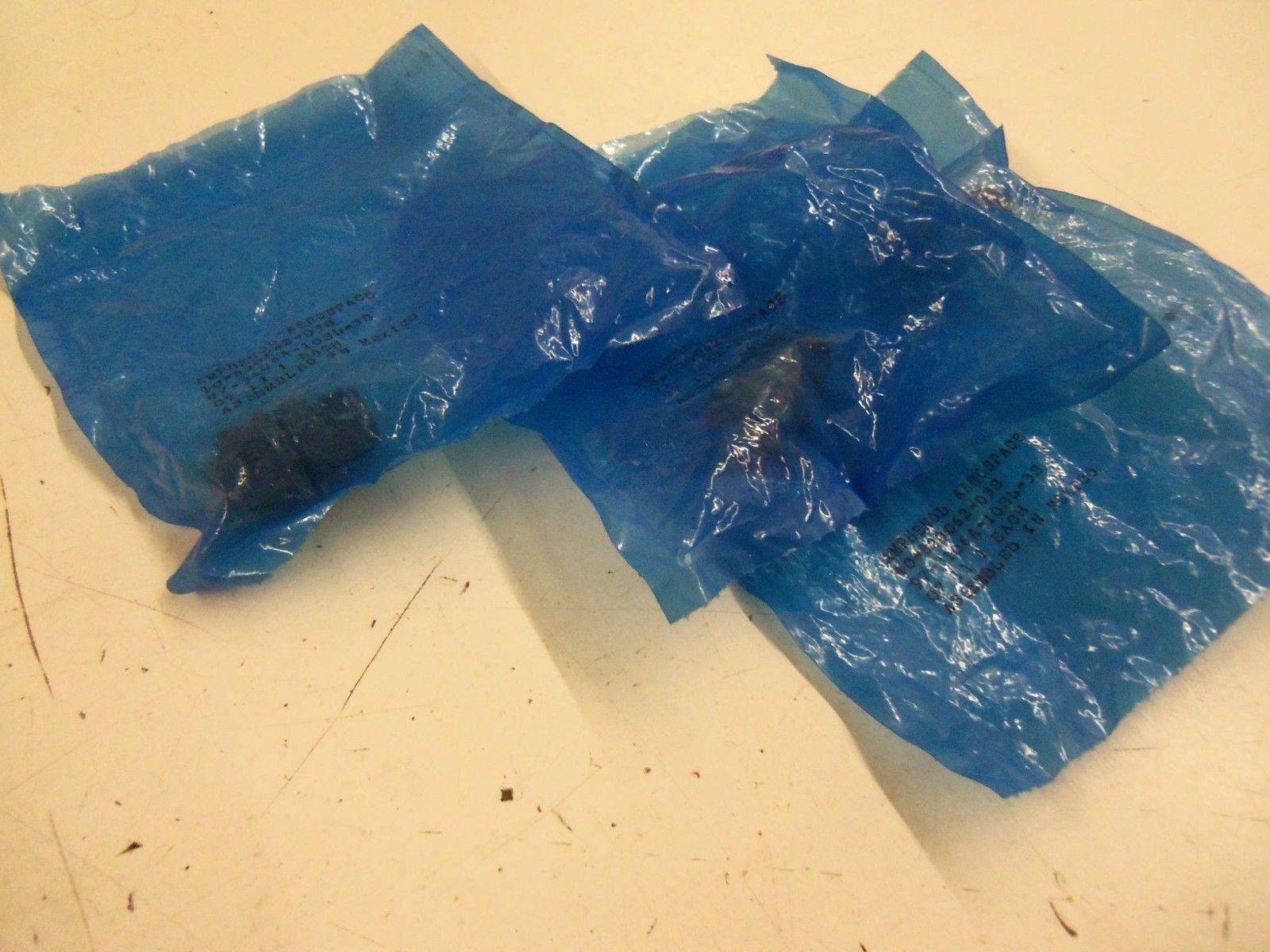 LOT OF 3 AMPHENOL 10-820062-03S *NEW IN FACTORY BAG*
