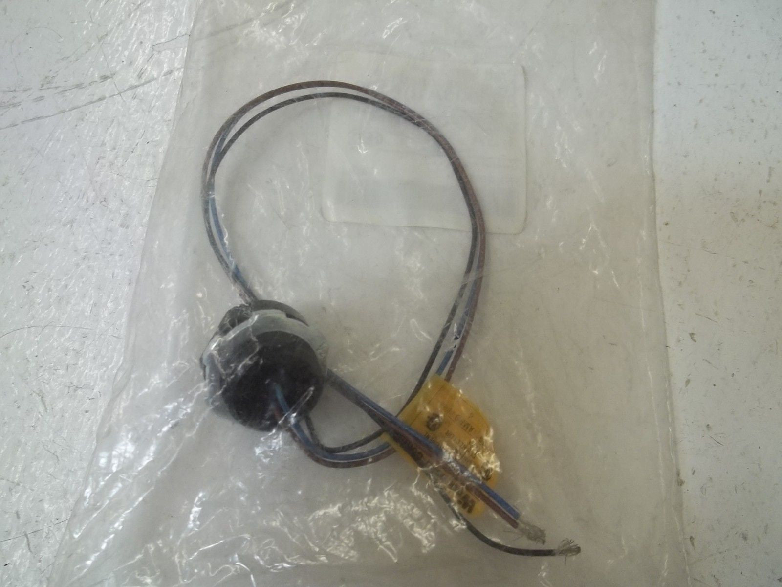 LOT OF 3 BRAD HARRISON 8R3006A18A120 *NEW IN A FACTORY BAG*