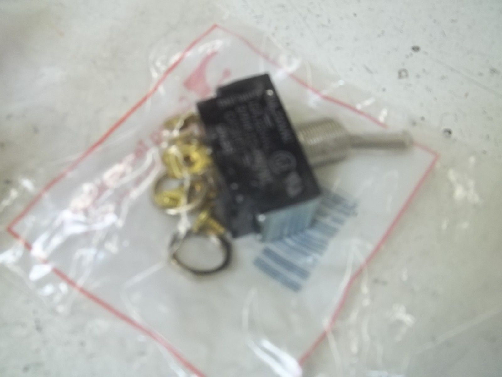 LOT OF 3 CARLING TECHNOLOGIES 2GK54-73XG TOGGLE SWITCH *NEW IN A FACTORY BAG*