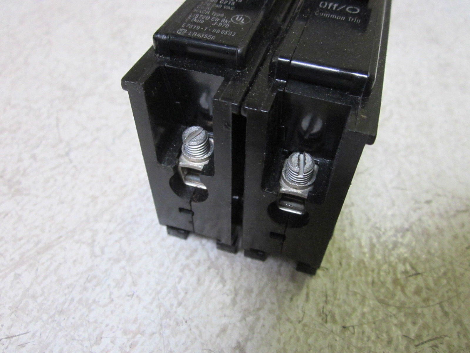 LOT OF 3 CUTLER HAMMER BR215 120/240V CIRCUIT BREAKER *NEW IN BOX*