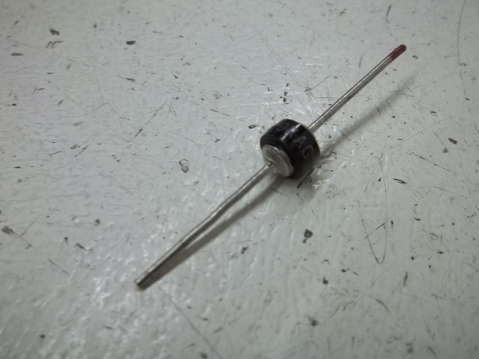 LOT OF 3 ECG ECG5815 DIODE *NEW IN BOX*