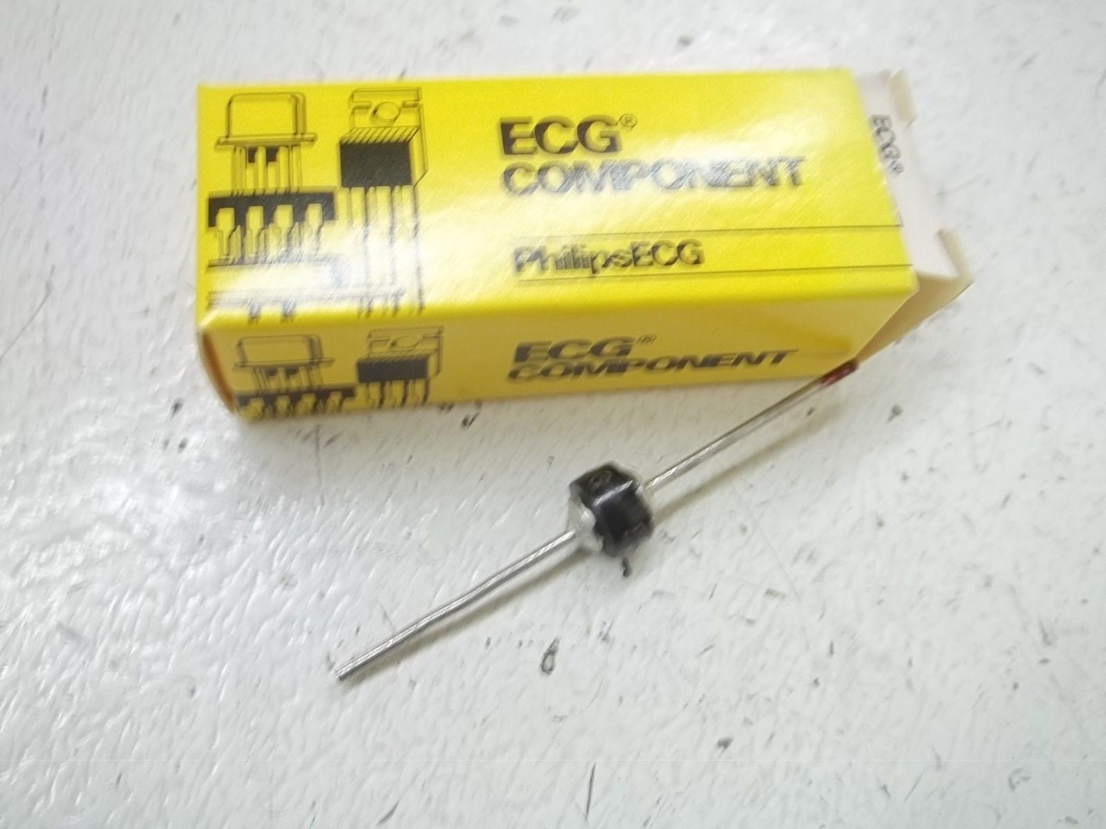 LOT OF 3 ECG ECG5815 DIODE *NEW IN BOX*