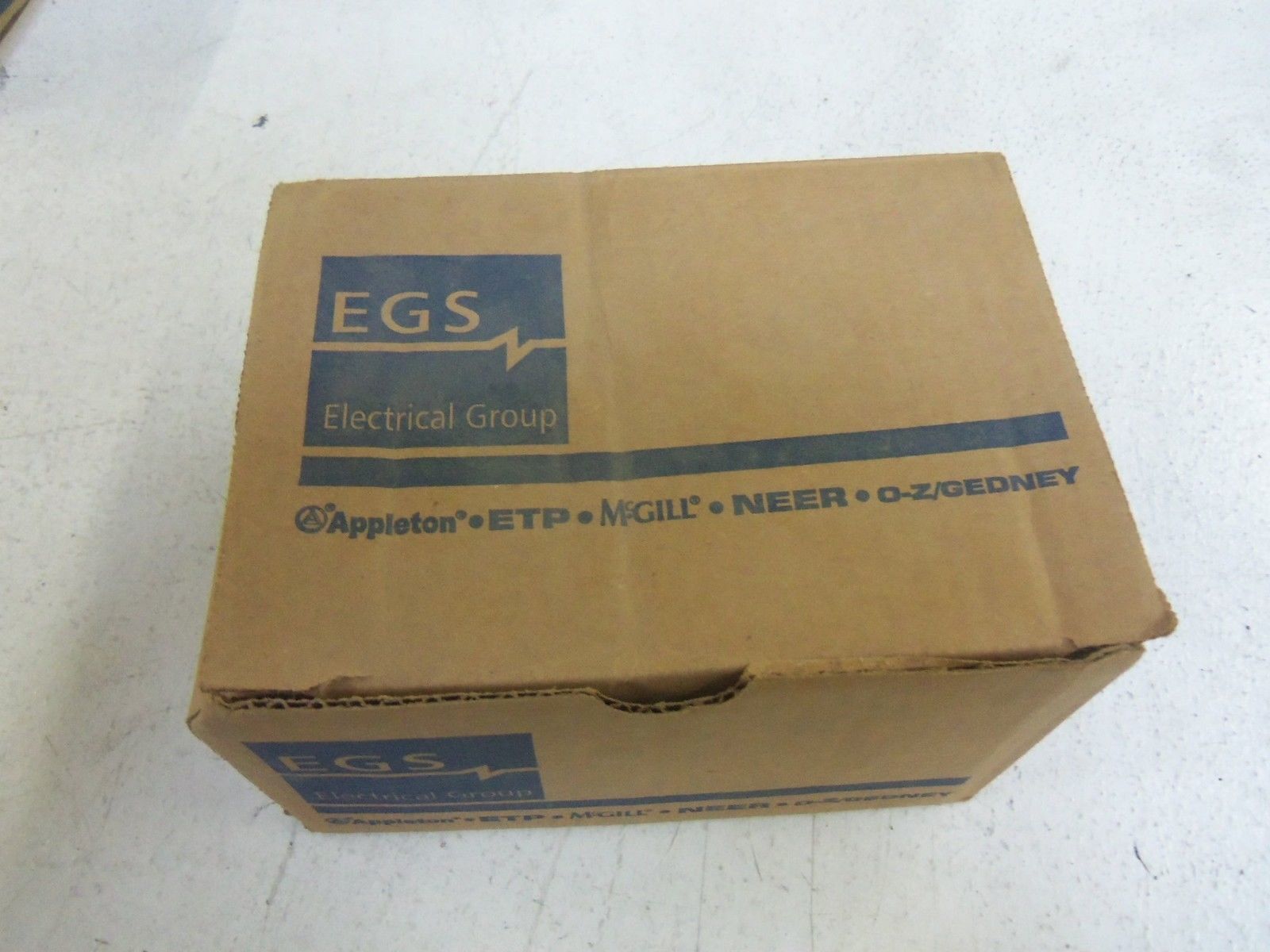 LOT OF 3 EGS 4Q-9100LT CONDUIT *NEW IN BOX*