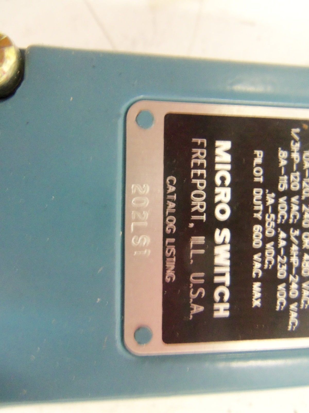 HONEYWELL 202LS1 LIMIT SWITCH *NEW IN BOX*