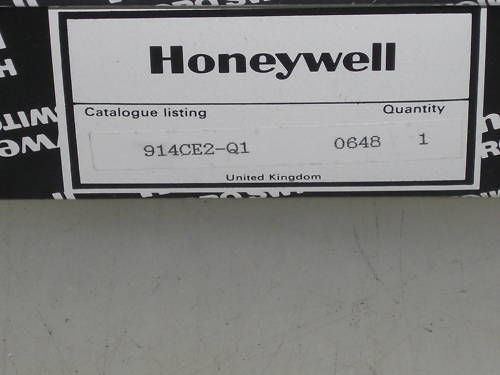 LOT OF 3 HONEYWELL MICROSWITCH 914CE2-01 *NEW IN BOX*