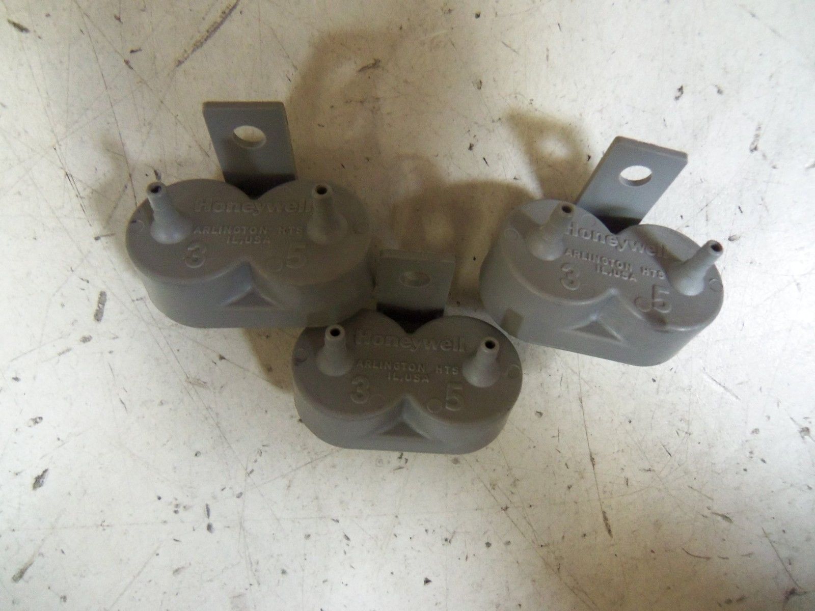 LOT OF 3 HONEYWELL RP973A 1005 1 *NEW NO BOX*