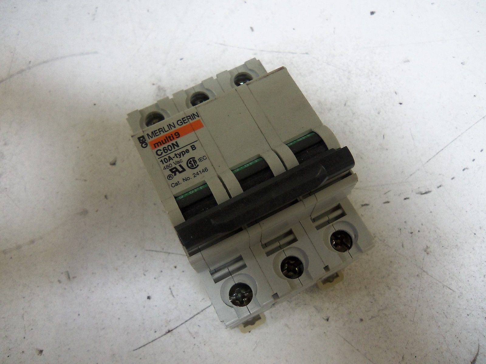 MERLIN GERIN 24146 CIRCUIT BREAKER 10A *USED*