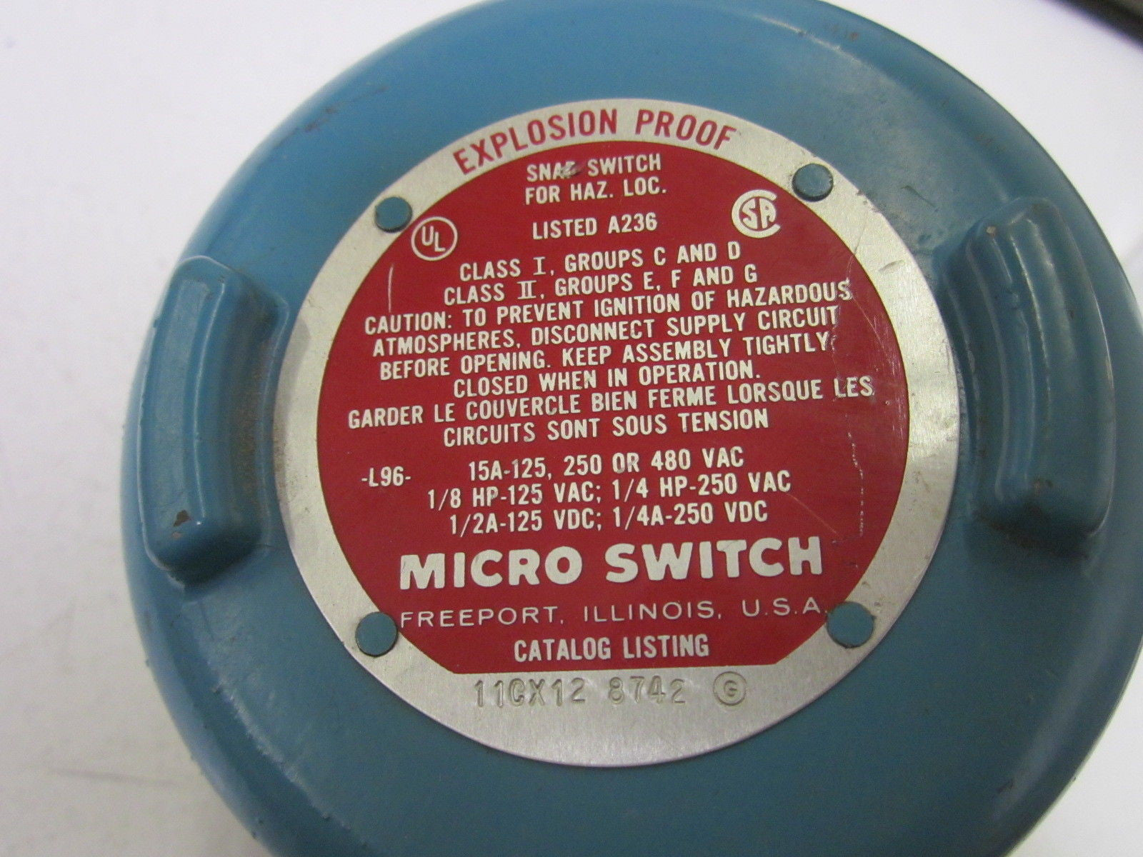 LOT OF 3 MICROSWITCH 11CX12 8742 *USED*